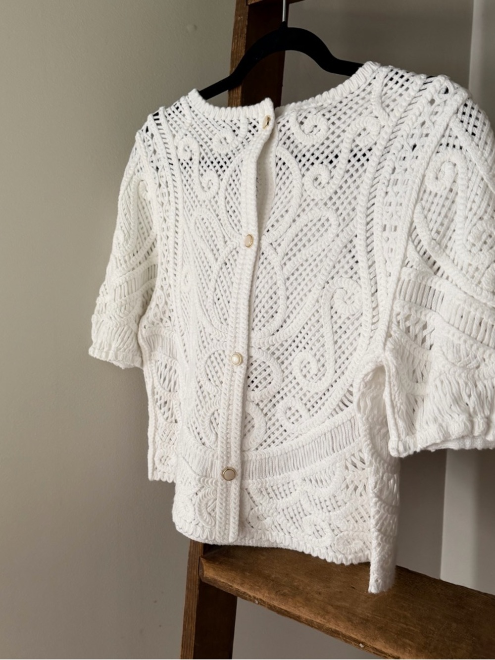 White House Black Market Puff Sleeve Novelty Crochet Cropped Top Blouse Medium - Picture 9 of 16